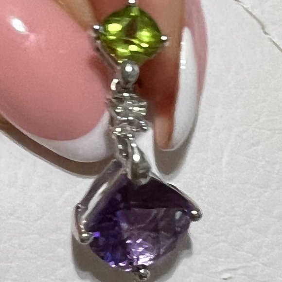 BEAUTIFUL 14K WHITE GOLD EARRINGS & PENDANT SET - Picture 5 of 9